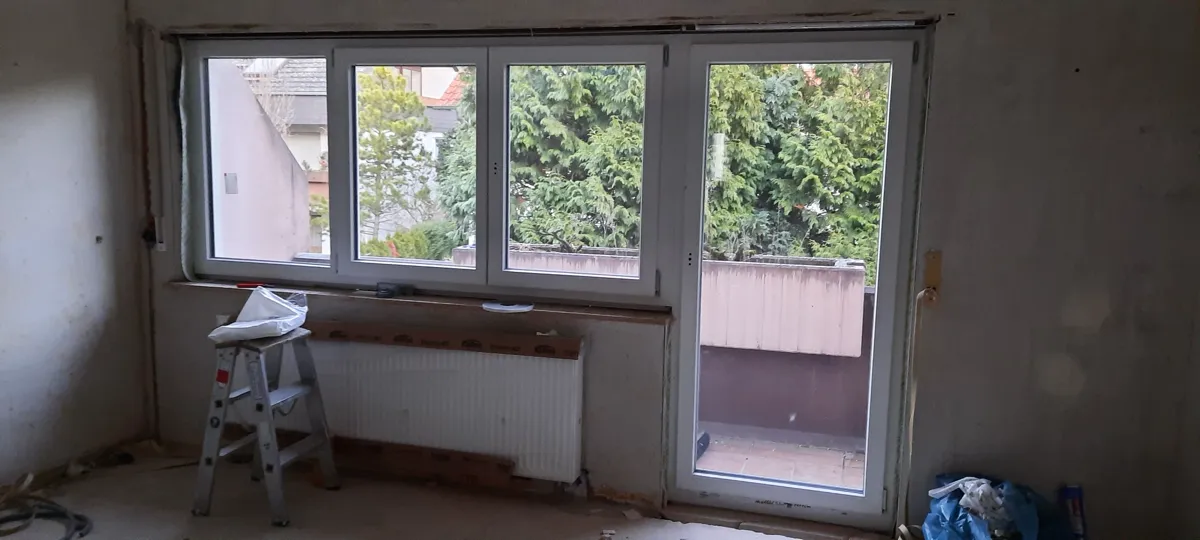 Balkontür mit Fensterelement Montage